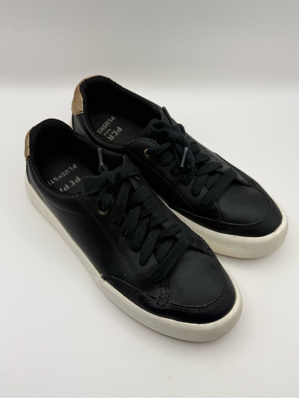 Sperry Plushstep Women’s Black Sneakers Gold Accent Size 8